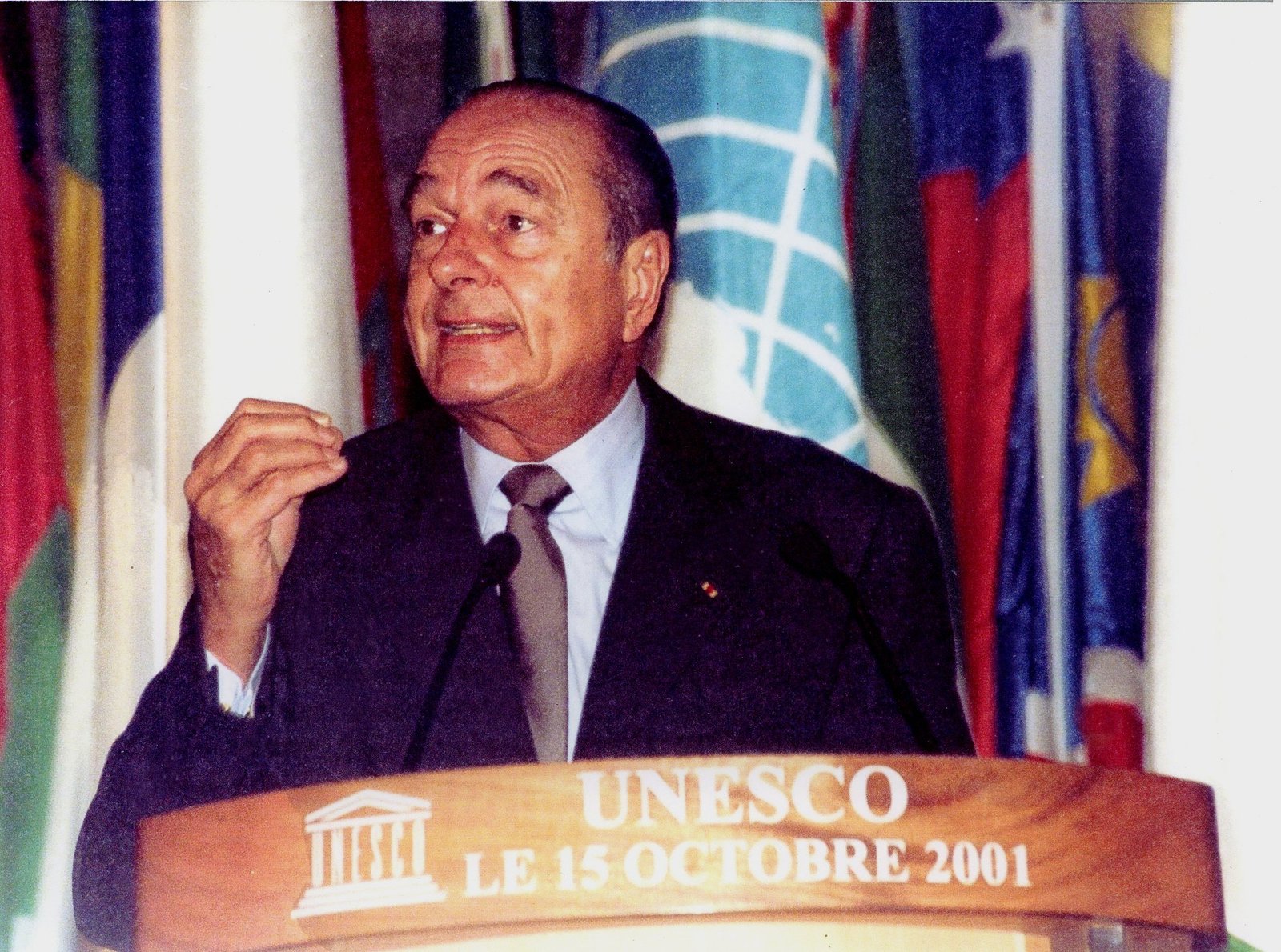 Jacques Chirac · 131e session UNESCO